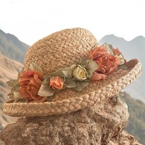 Liz Claiborne Raffia Floral Brim Summer Hat So feminine and pretty! Breathable!